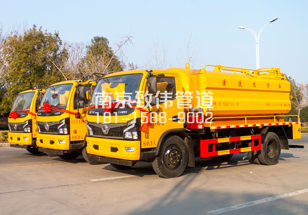 369江心洲多利卡吸污车